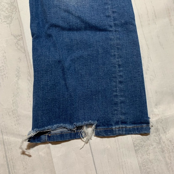 Flying Monkey crop wide leg. Size 25. - Picture 8 of 10